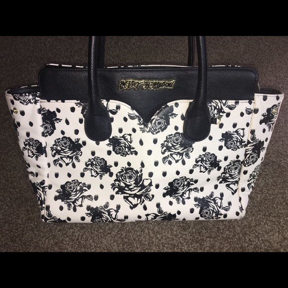 Betsey Johnson Handbags - Betsey Johnson Large Tote